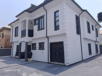 🏡 Luxury 3-Bedroom Terrace Duplex with Mini Flats for Sale in Ikate, Lekki Experience comfort, style, and smart investment in this beautifully designed 3-bedroom terrace duplex located in the highly desirable area of Ikate, Lekki. The property also comes with additional mini flats, offering both luxury living and extra income potential. This modern property is thoughtfully built with quality finishes and a functional layout that provides a perfect blend of privacy, convenience, and elegance. It is ideal for families, professionals, or investors looking for a property that offers both comfortable living and rental income opportunities. ✨ Property Features Spacious 3-bedroom terrace duplex All bedrooms en-suite with modern bathrooms Bright and well-ventilated living and dining area Modern fitted kitchen with quality cabinets Guest toilet Private balcony Ample parking space Mini flats included – perfect for rental income or guest accommodation Well-secured and serene environment Quality finishing and contemporary architectural design 📍 Prime Location Strategically located in Ikate, Lekki, close to Covenant Church and Blenco Supermarket, with easy access to major roads, schools, shopping centers, restaurants, and other essential amenities.